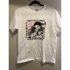 Demon Slayer Uniqlo T-Shirt Size Medium Slightly Used Tanjiro Nezuko